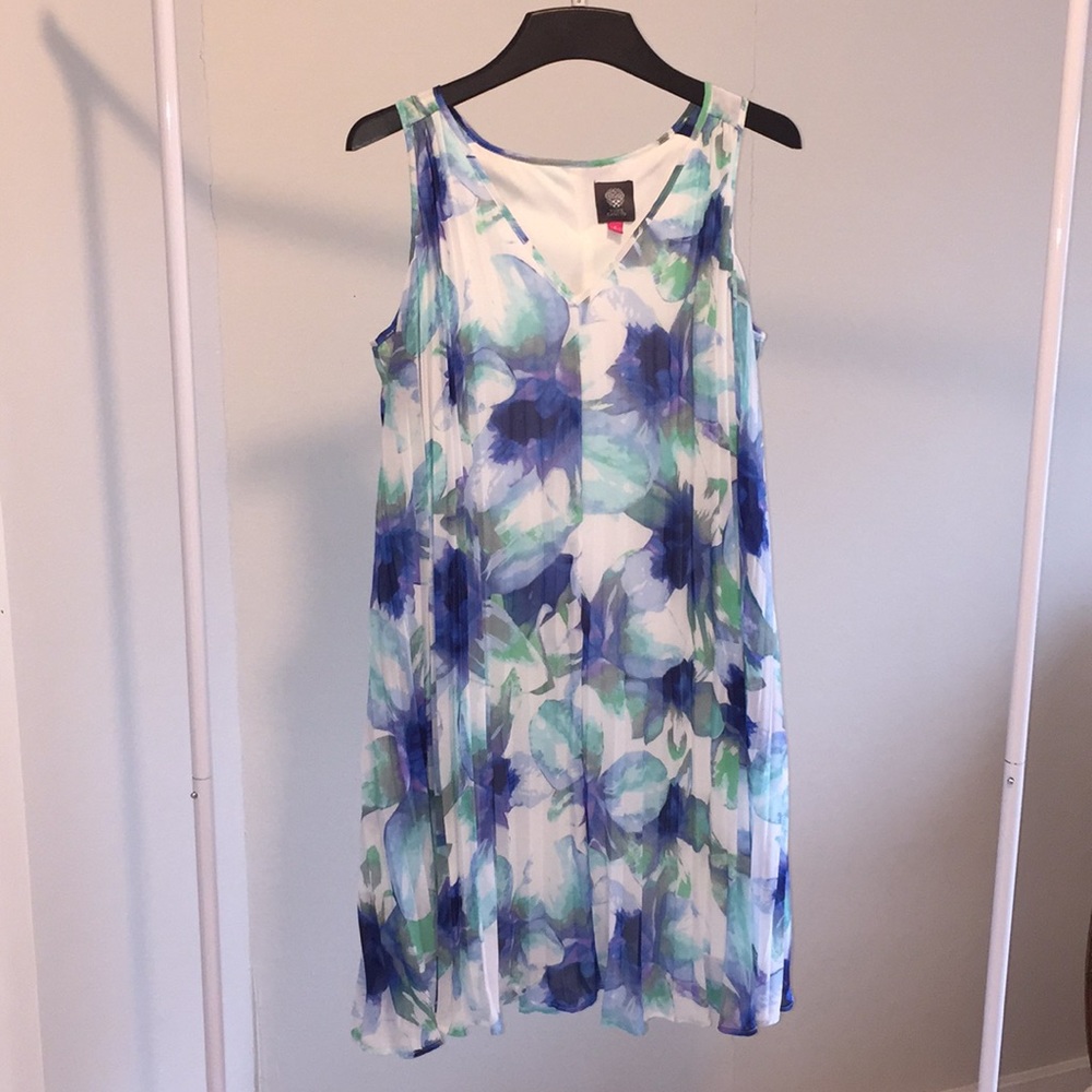 Vince Camuto Floral Print swing dress